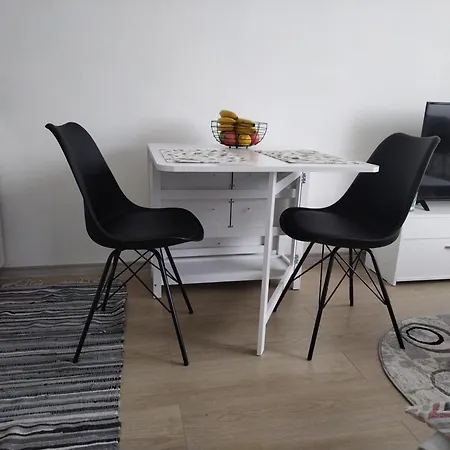 Una Studio Apartman Apartment *