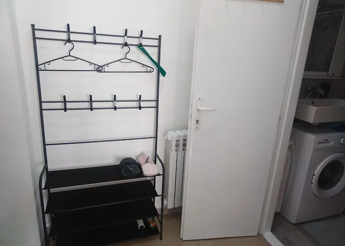 Una Studio Apartman アパート