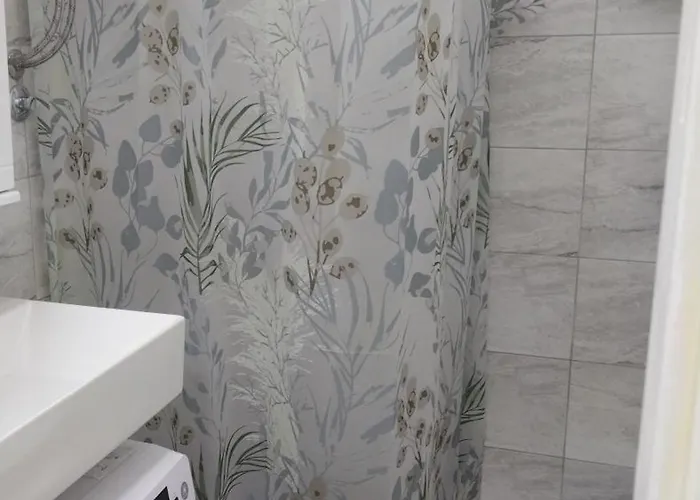 アパート Una Studio Apartman